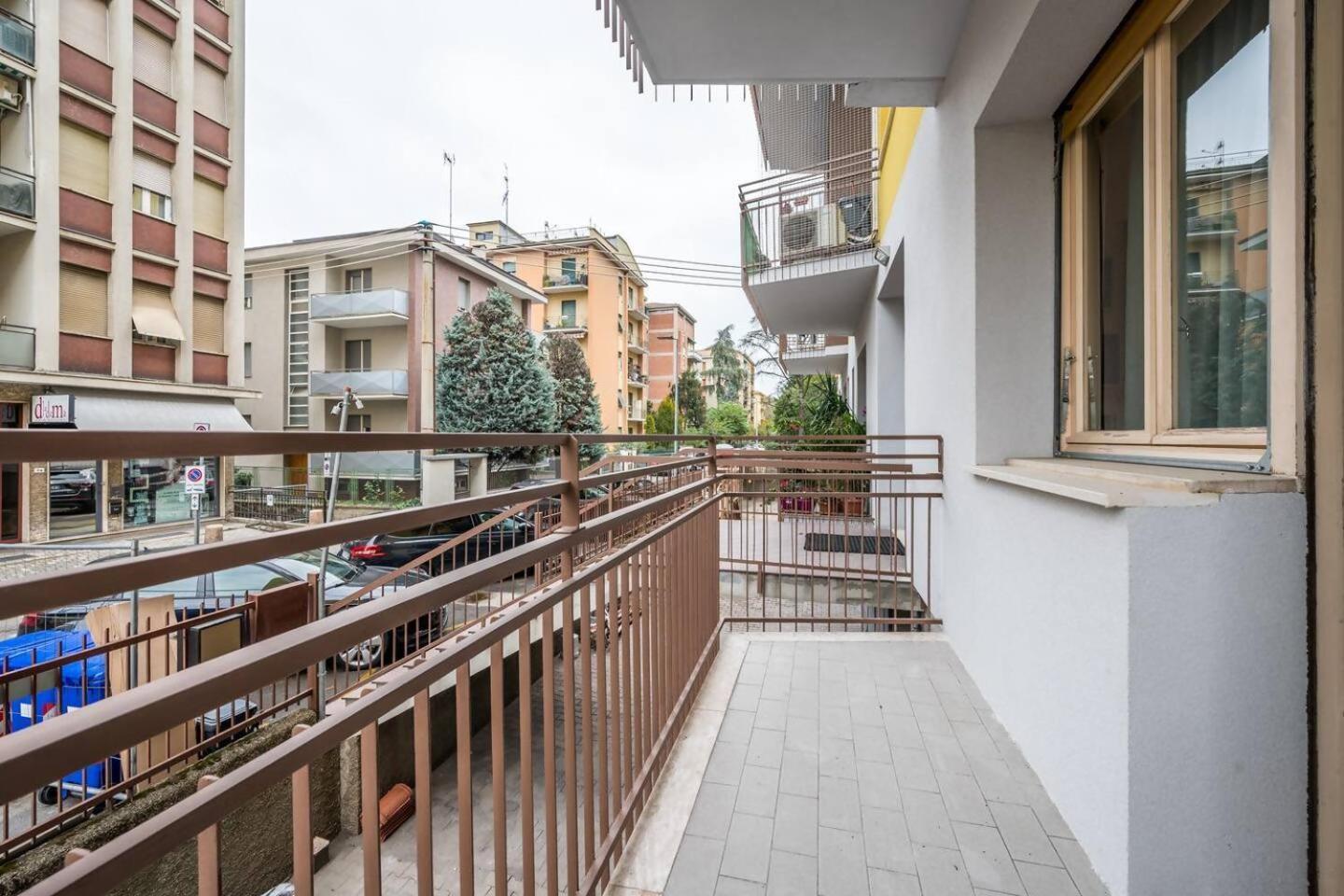 Casa Amelia Elegant Suite Parcheggio Gratuito Parma Esterno foto